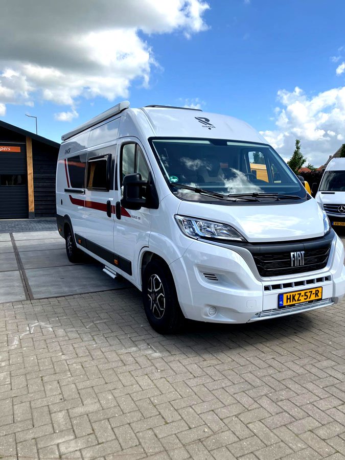 Camper huren met automaat? De ideale keuze voor moeiteloze reizen - Bekijk ons aanbod